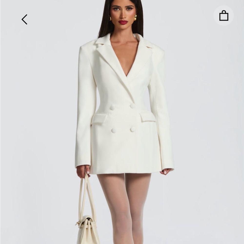 NWT ELVIRA MINI DRESS BABYBOO